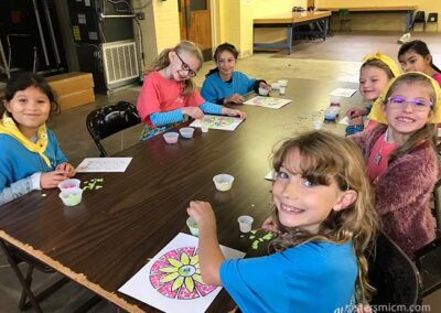 Happy campers do crafts